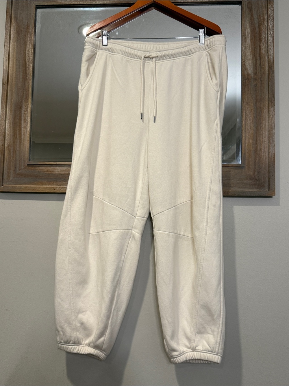 Universal Thread Cream Drawstring Joggers